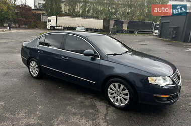 Седан Volkswagen Passat 2005 в  фото 17 Седан Volkswagen Passat 2005 в