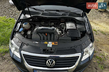 Седан Volkswagen Passat 2005 в  фото 34 Седан Volkswagen Passat 2005 в
