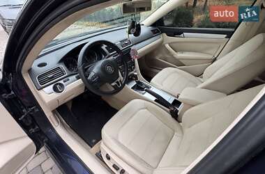 Седан Volkswagen Passat 2012 в 