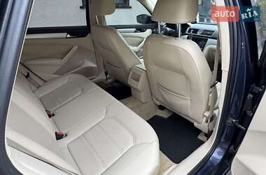 Седан Volkswagen Passat 2012 в 