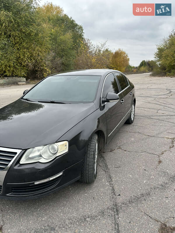Седан Volkswagen Passat 2006 в Мироновке фото 5 Седан Volkswagen Passat 2006 в Мироновке
