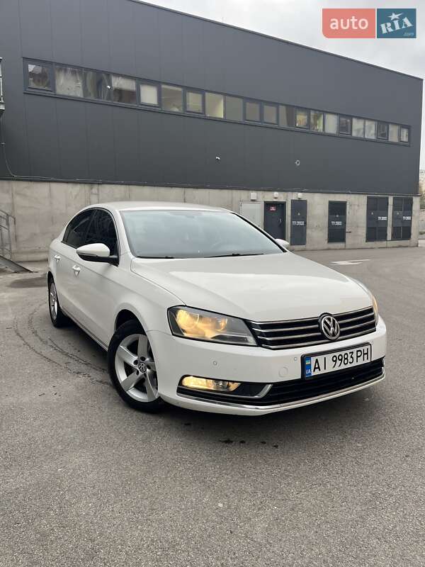 Седан Volkswagen Passat 2013 в Вишневому