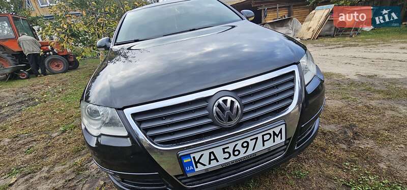 Седан Volkswagen Passat 2006 в Киеве