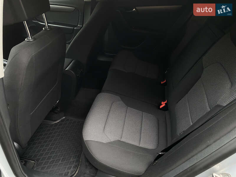 Универсал Volkswagen Passat 2013 в Смеле