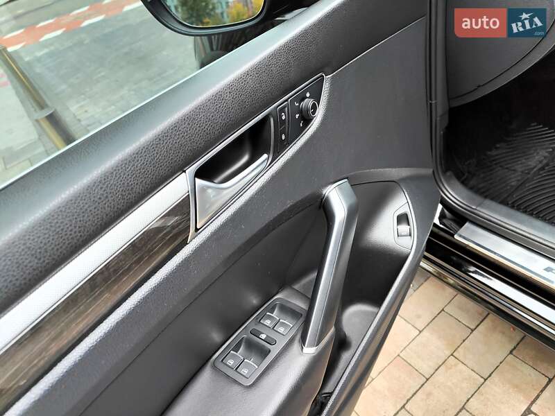 Седан Volkswagen Passat 2015 в Киеве фото 36 Седан Volkswagen Passat 2015 в Киеве