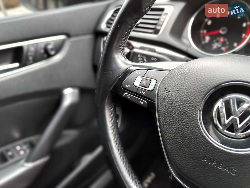 Седан Volkswagen Passat 2015 в Киеве фото 55 Седан Volkswagen Passat 2015 в Киеве