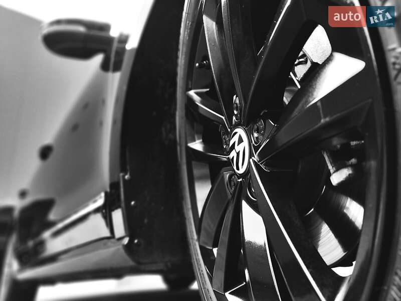 Седан Volkswagen Passat 2015 в Киеве фото 32 Седан Volkswagen Passat 2015 в Киеве