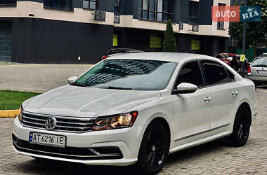 Седан Volkswagen Passat 2016 в Івано-Франківську