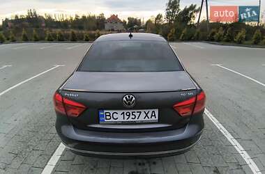 Седан Volkswagen Passat 2014 в  фото 19 Седан Volkswagen Passat 2014 в