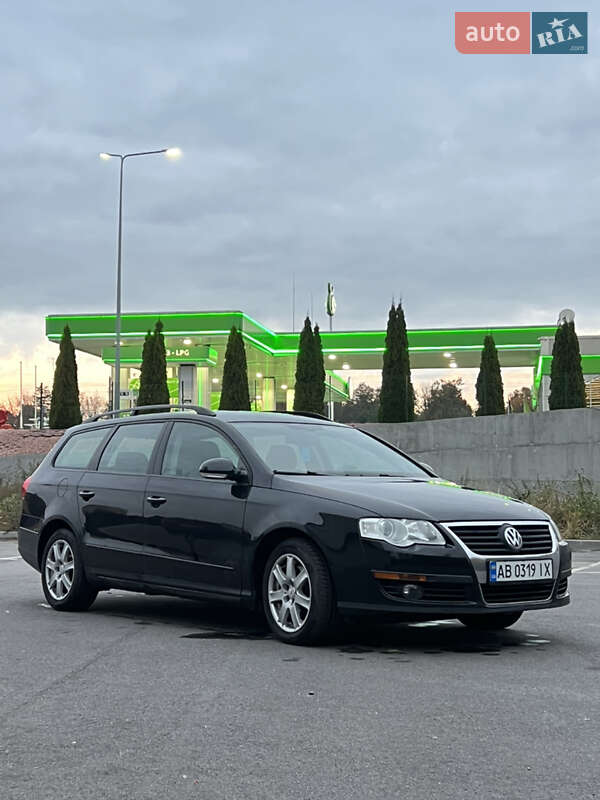 Універсал Volkswagen Passat 2010 в Вінниці