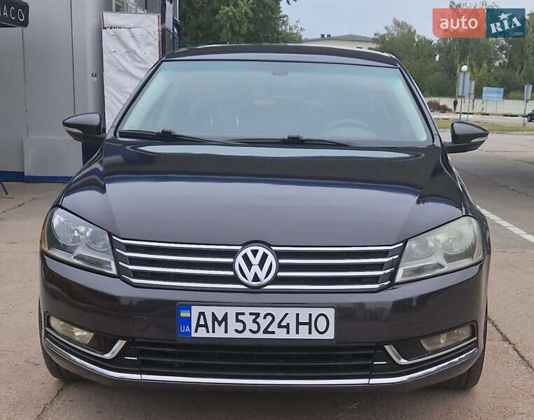 Volkswagen Passat 2011 Volkswagen Passat 2011