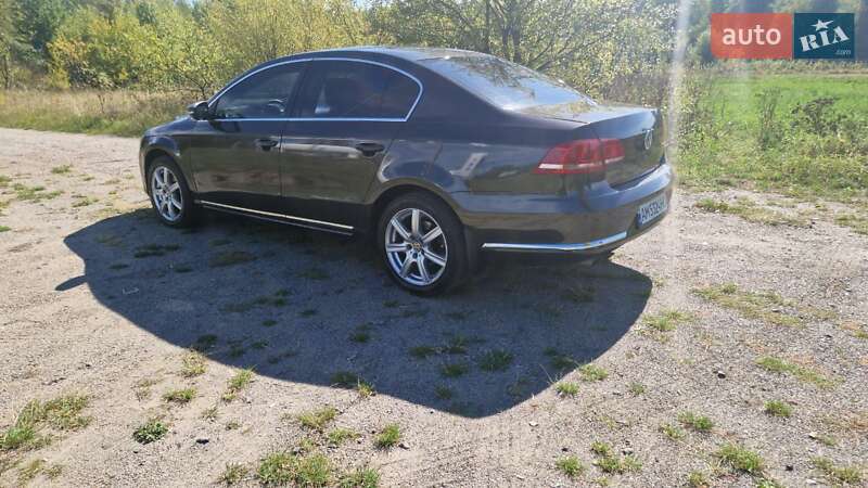 Седан Volkswagen Passat 2011 в Бердичеве