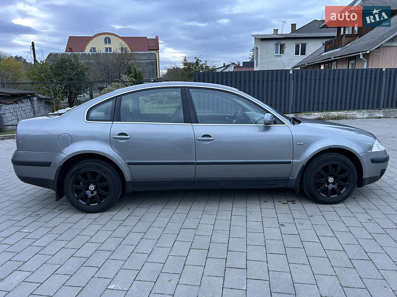 Седан Volkswagen Passat 2002 в Долині