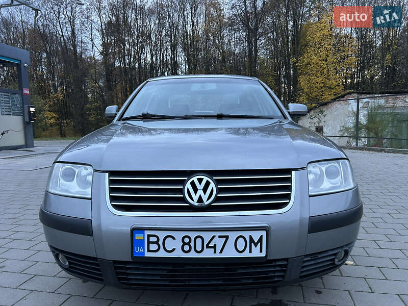 Седан Volkswagen Passat 2002 в Долині
