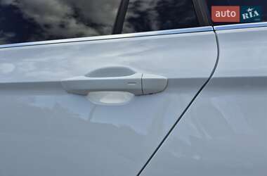 Універсал Volkswagen Passat 2020 в  фото 17 Універсал Volkswagen Passat 2020 в