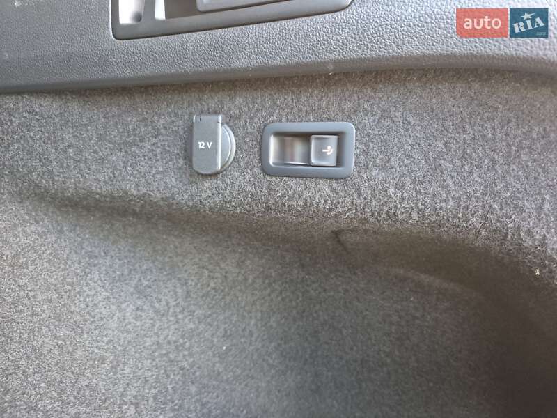 Универсал Volkswagen Passat 2020 в Бережанах