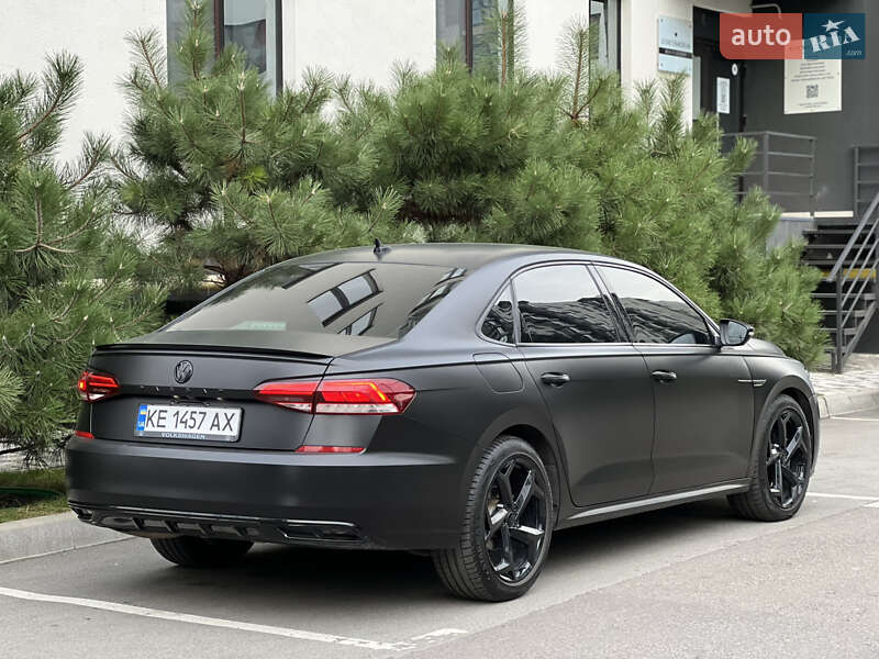 Седан Volkswagen Passat 2020 в Киеве