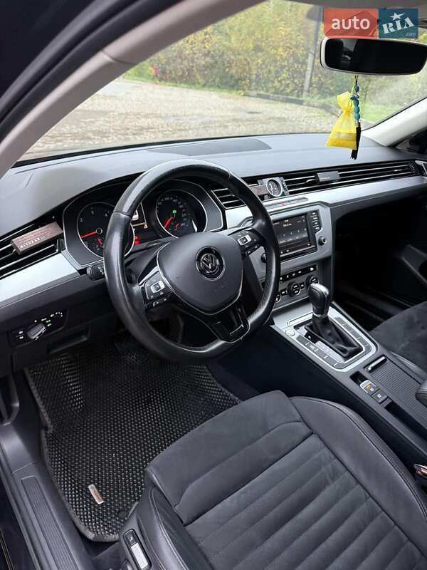 Седан Volkswagen Passat 2015 в Калуше фото 17 Седан Volkswagen Passat 2015 в Калуше