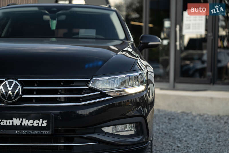 Універсал Volkswagen Passat 2021 в Чернівцях