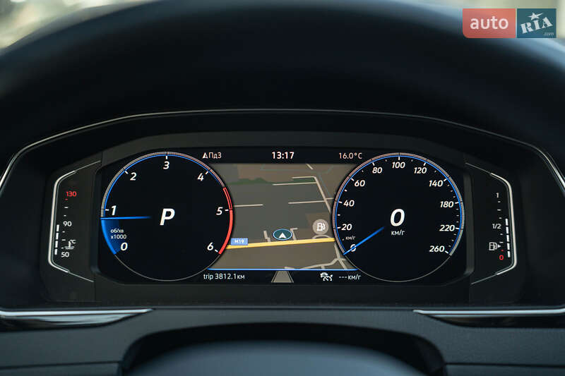 Універсал Volkswagen Passat 2021 в Чернівцях