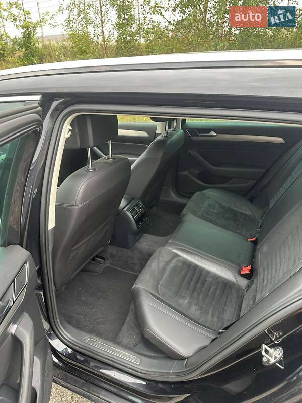 Універсал Volkswagen Passat 2015 в Тернополі