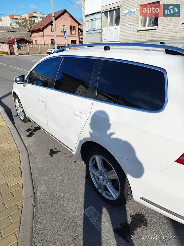 Універсал Volkswagen Passat 2011 в Звягелі фото 3 Універсал Volkswagen Passat 2011 в Звягелі