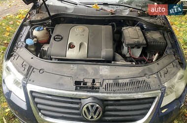 Универсал Volkswagen Passat 2006 в  фото 13 Универсал Volkswagen Passat 2006 в