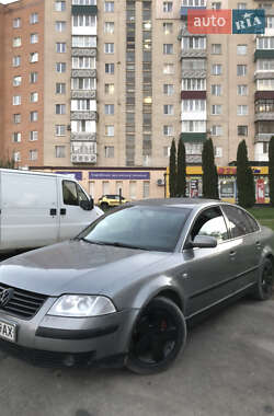 Седан Volkswagen Passat 2001 в  фото 3 Седан Volkswagen Passat 2001 в