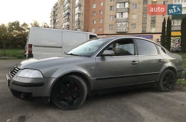 Седан Volkswagen Passat 2001 в  фото 5 Седан Volkswagen Passat 2001 в