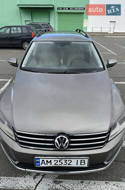 Универсал Volkswagen Passat 2011 в 