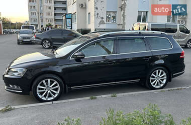 Универсал Volkswagen Passat 2010 в Харькове