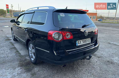 Универсал Volkswagen Passat 2005 в  фото 5 Универсал Volkswagen Passat 2005 в
