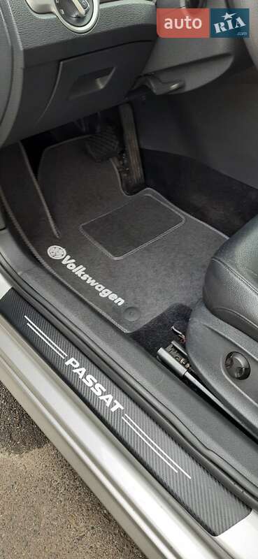 Седан Volkswagen Passat 2013 в Сквирі