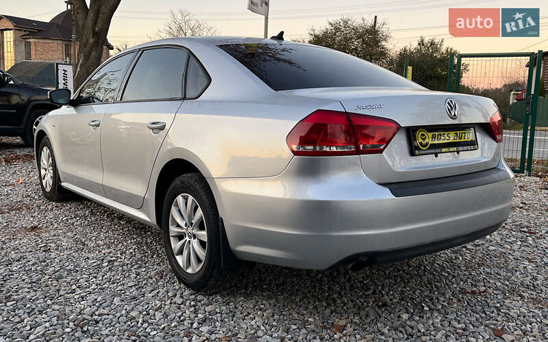Універсал Volkswagen Passat 2012 в Коломиї