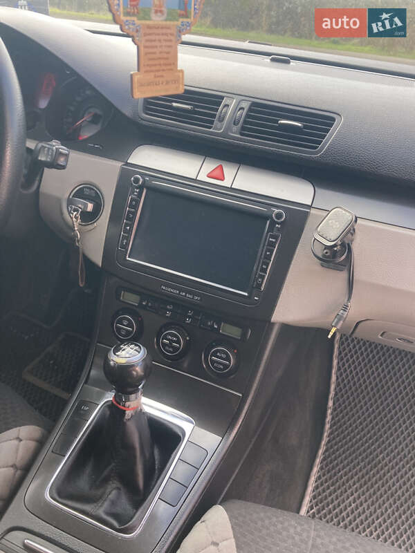 Универсал Volkswagen Passat 2006 в Одессе фото 10 Универсал Volkswagen Passat 2006 в Одессе