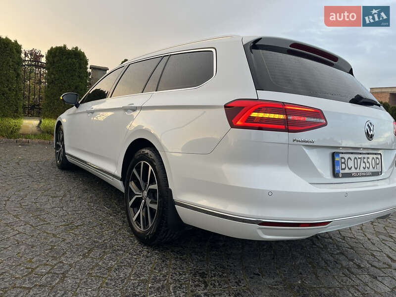 Універсал Volkswagen Passat 2018 в Львові фото 41 Універсал Volkswagen Passat 2018 в Львові