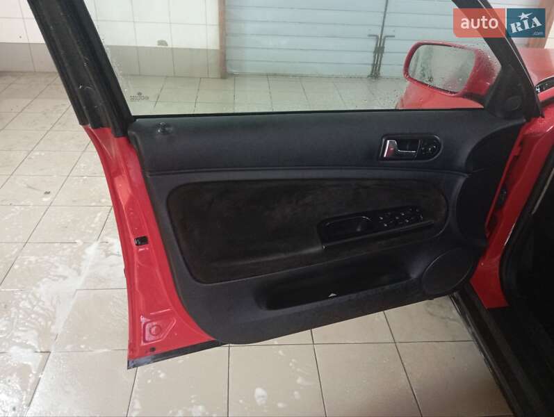 Универсал Volkswagen Passat 2000 в Львове