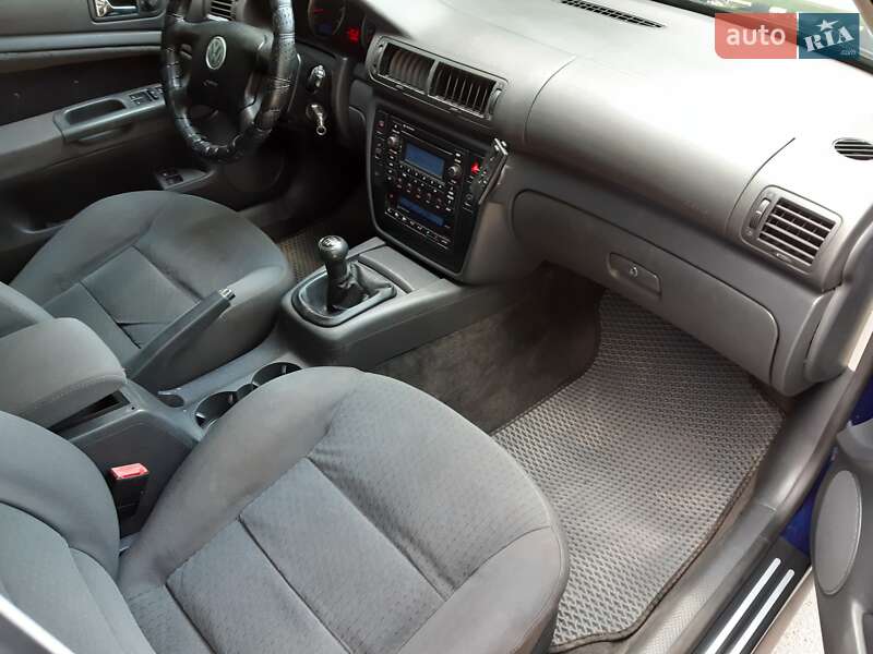 Универсал Volkswagen Passat 2003 в Ровно фото 14 Универсал Volkswagen Passat 2003 в Ровно