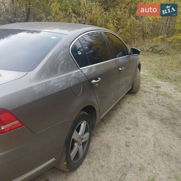 Седан Volkswagen Passat 2011 в Киеве фото 11 Седан Volkswagen Passat 2011 в Киеве