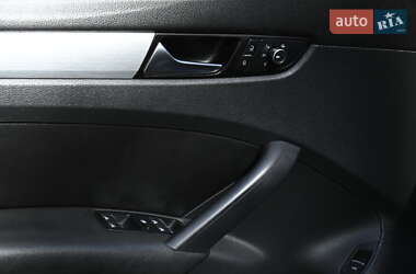 Седан Volkswagen Passat 2012 в 