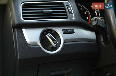 Седан Volkswagen Passat 2012 в 