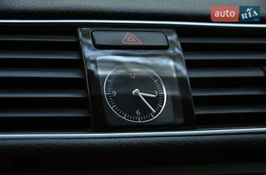 Седан Volkswagen Passat 2012 в 