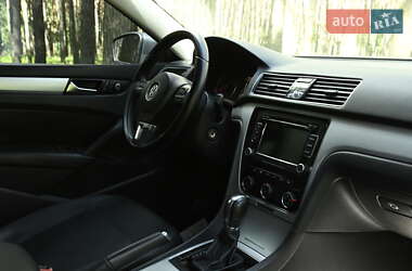 Седан Volkswagen Passat 2012 в 