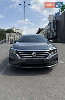 Седан Volkswagen Passat 2020 в Киеве