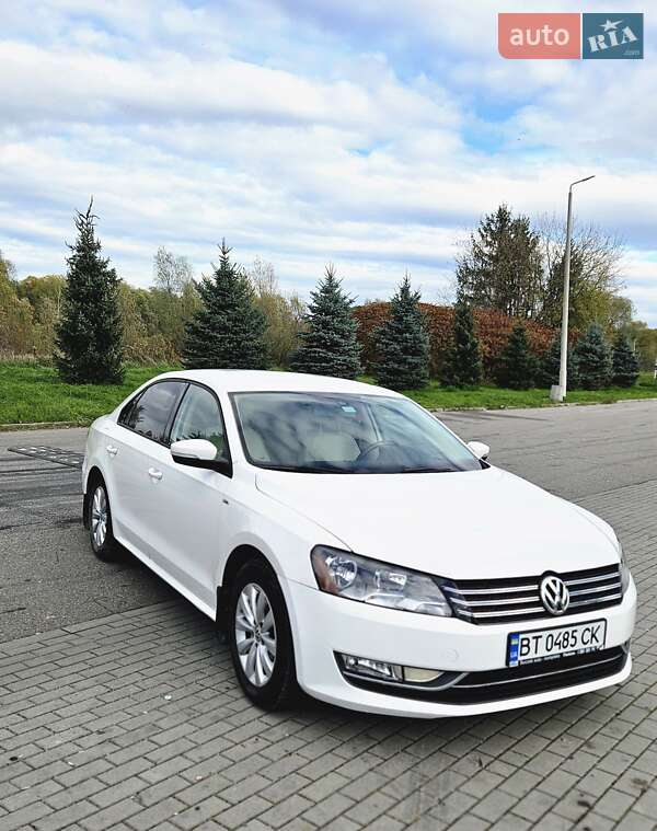 Седан Volkswagen Passat 2014 в Чернівцях фото 4 Седан Volkswagen Passat 2014 в Чернівцях