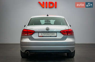 Седан Volkswagen Passat 2012 в 