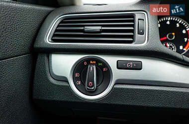 Седан Volkswagen Passat 2012 в 