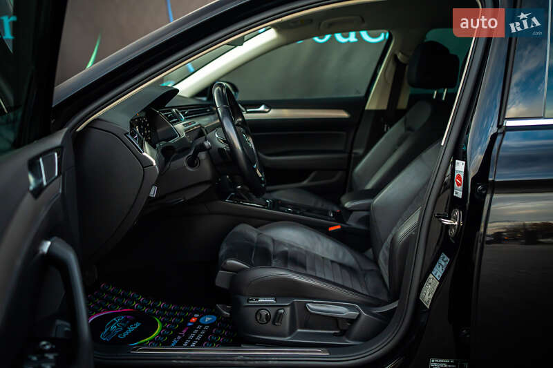 Универсал Volkswagen Passat 2019 в Луцке