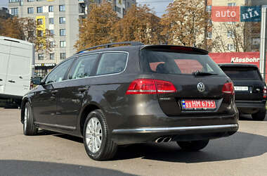 Универсал Volkswagen Passat 2012 в 