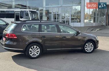 Универсал Volkswagen Passat 2012 в 